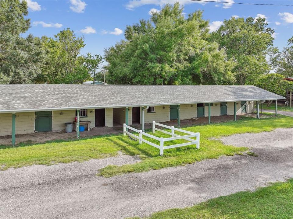 На продажу: $750,000 (4 спален, 2 ванн, 2472 Квадратных фут)