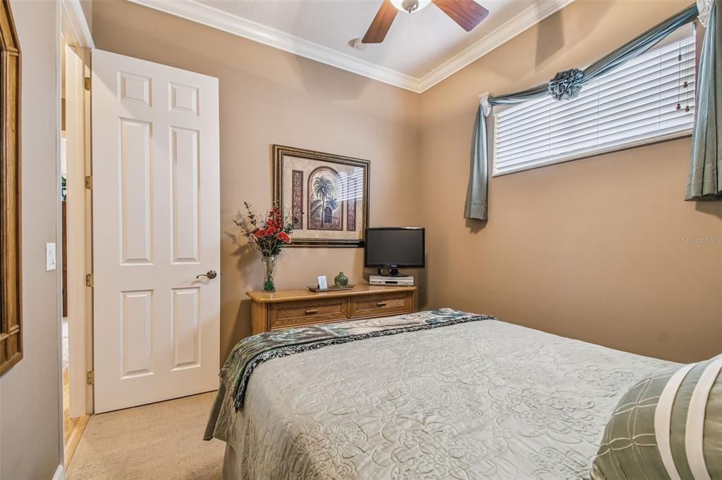 На продажу: $750,000 (4 спален, 2 ванн, 2472 Квадратных фут)