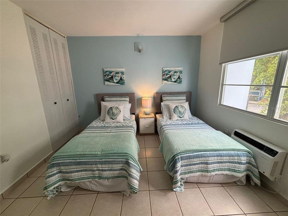 For Sale: $190,000 (3 beds, 2 baths, 1186 Square Feet)