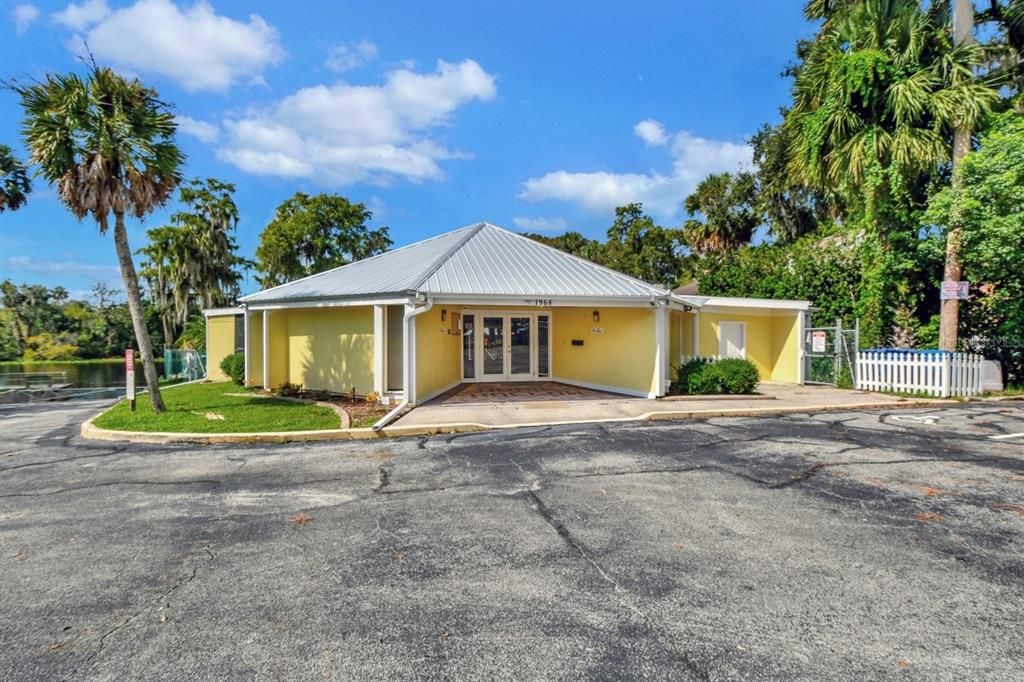 En Venta: $70,000 (0.17 acres)