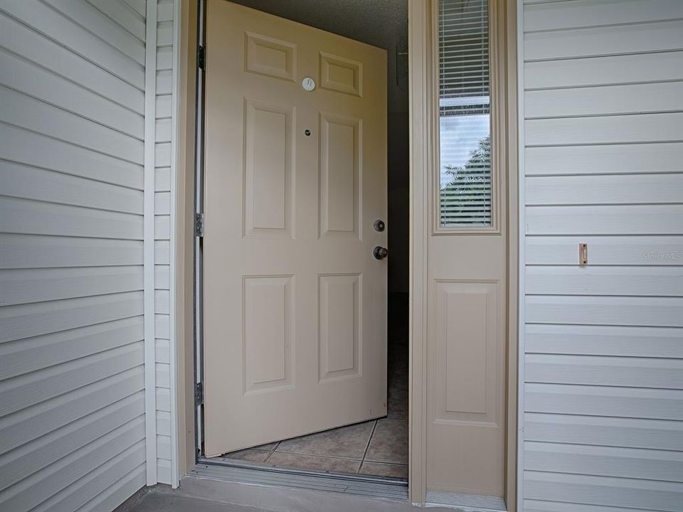 Active With Contract: $214,247 (2 beds, 2 baths, 1232 Square Feet)