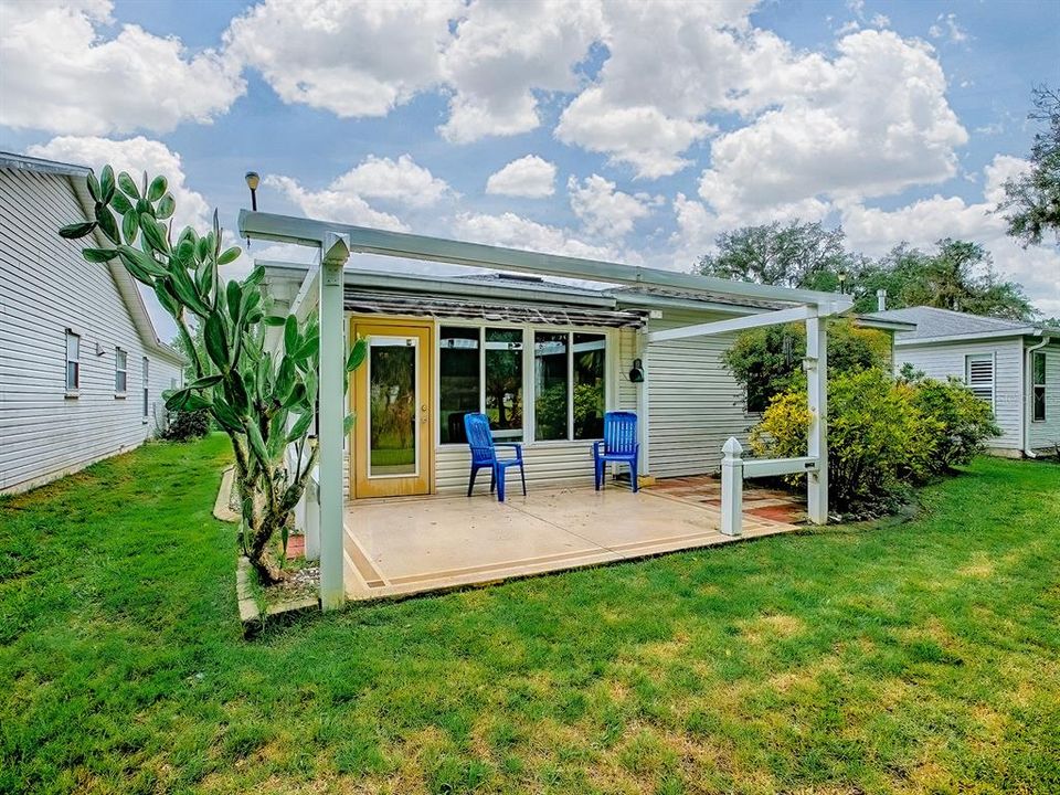 Active With Contract: $214,247 (2 beds, 2 baths, 1232 Square Feet)