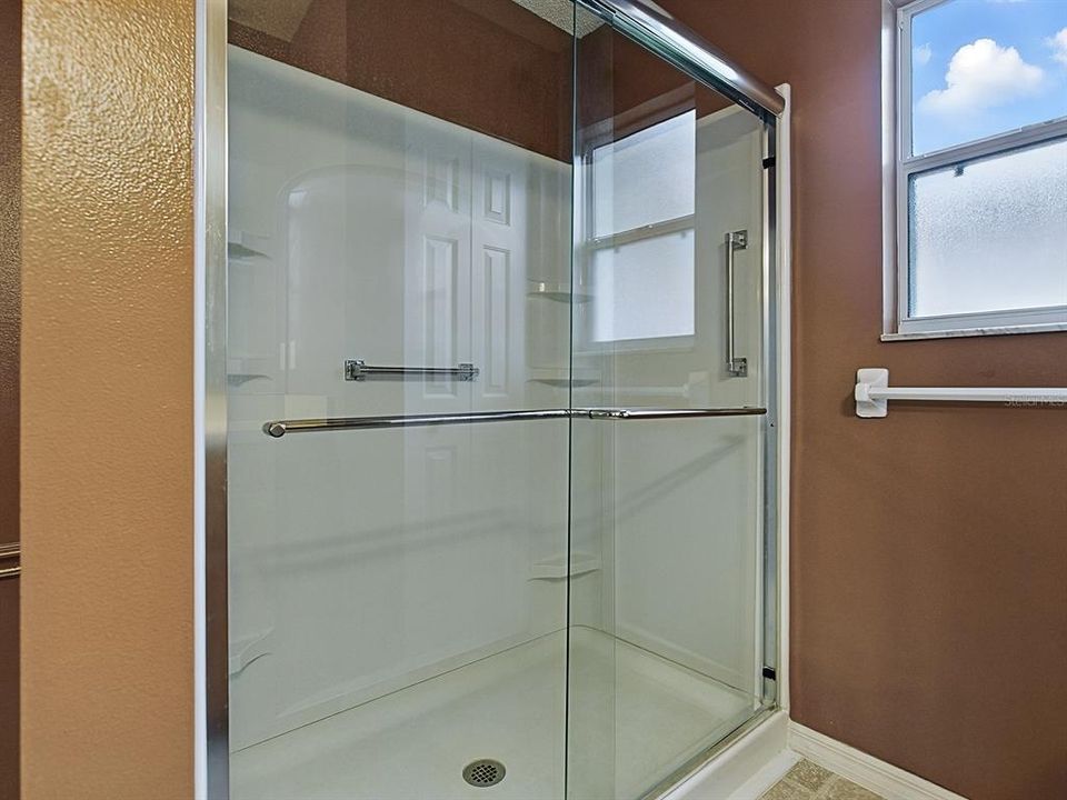 Active With Contract: $214,247 (2 beds, 2 baths, 1232 Square Feet)