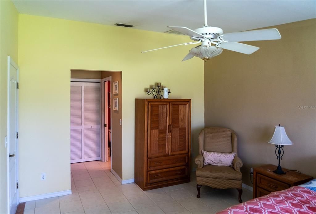 En Venta: $365,000 (2 camas, 2 baños, 1262 Pies cuadrados)