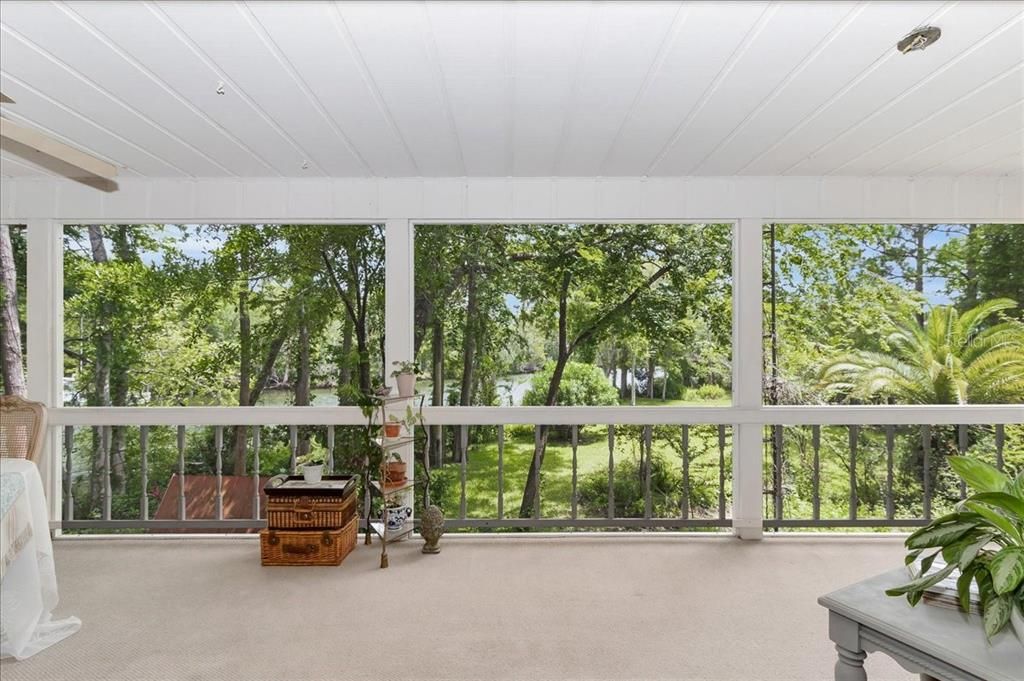 En Venta: $947,500 (3 camas, 3 baños, 2423 Pies cuadrados)