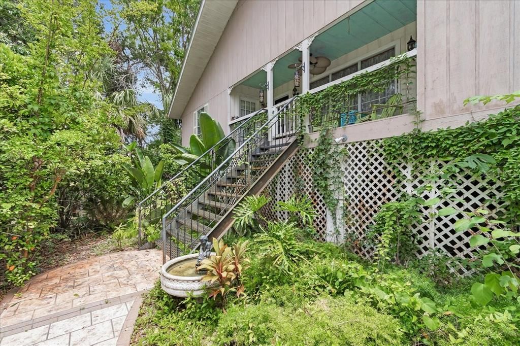 En Venta: $947,500 (3 camas, 3 baños, 2423 Pies cuadrados)