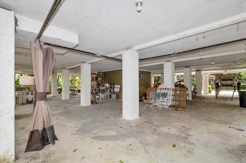 En Venta: $947,500 (3 camas, 3 baños, 2423 Pies cuadrados)