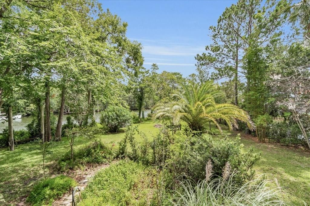 En Venta: $947,500 (3 camas, 3 baños, 2423 Pies cuadrados)