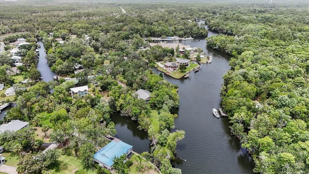 En Venta: $947,500 (3 camas, 3 baños, 2423 Pies cuadrados)