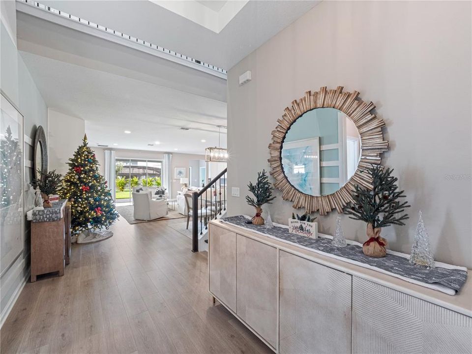 Activo con contrato: $811,000 (6 camas, 4 baños, 4142 Pies cuadrados)