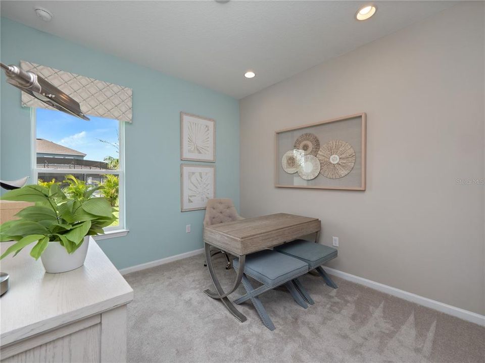 Activo con contrato: $811,000 (6 camas, 4 baños, 4142 Pies cuadrados)