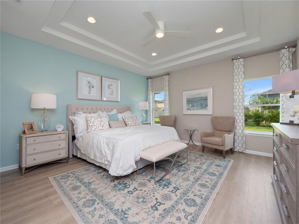 Activo con contrato: $811,000 (6 camas, 4 baños, 4142 Pies cuadrados)