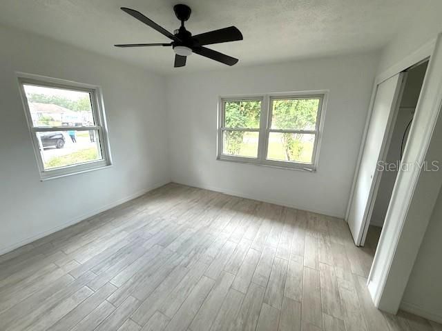 Active With Contract: $199,900 (3 beds, 2 baths, 1732 Square Feet)