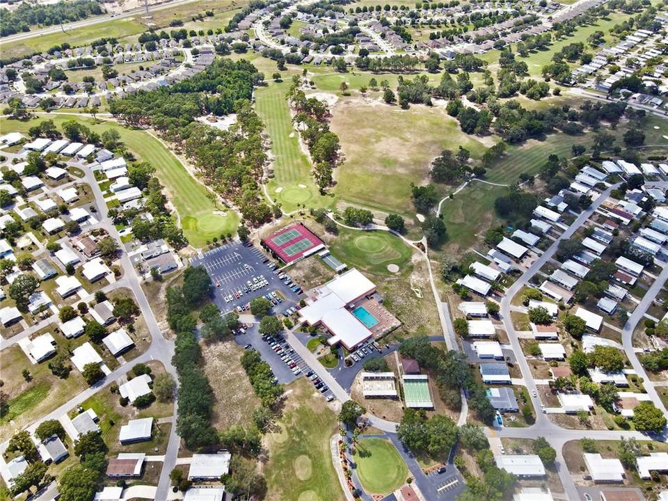 Activo con contrato: $214,900 (2 camas, 2 baños, 1562 Pies cuadrados)