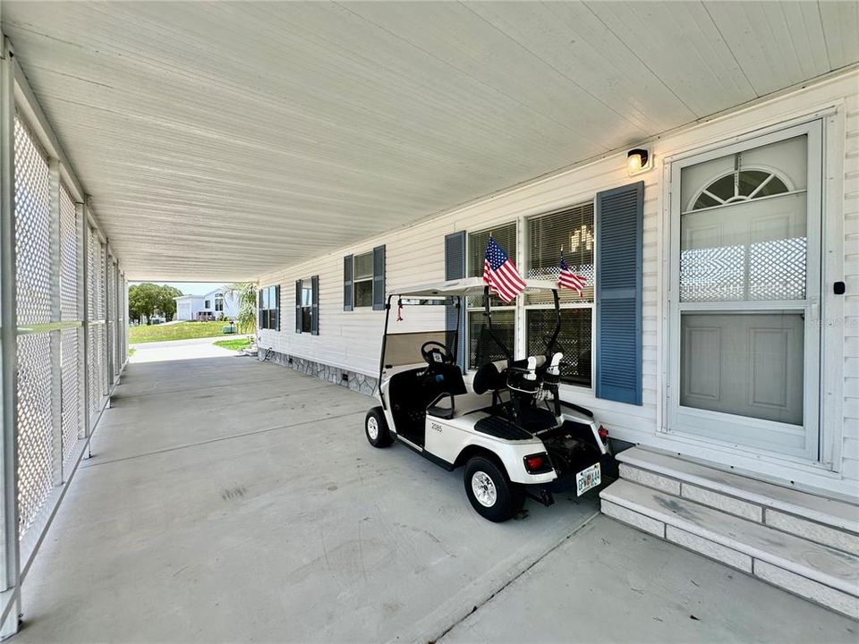 Activo con contrato: $214,900 (2 camas, 2 baños, 1562 Pies cuadrados)