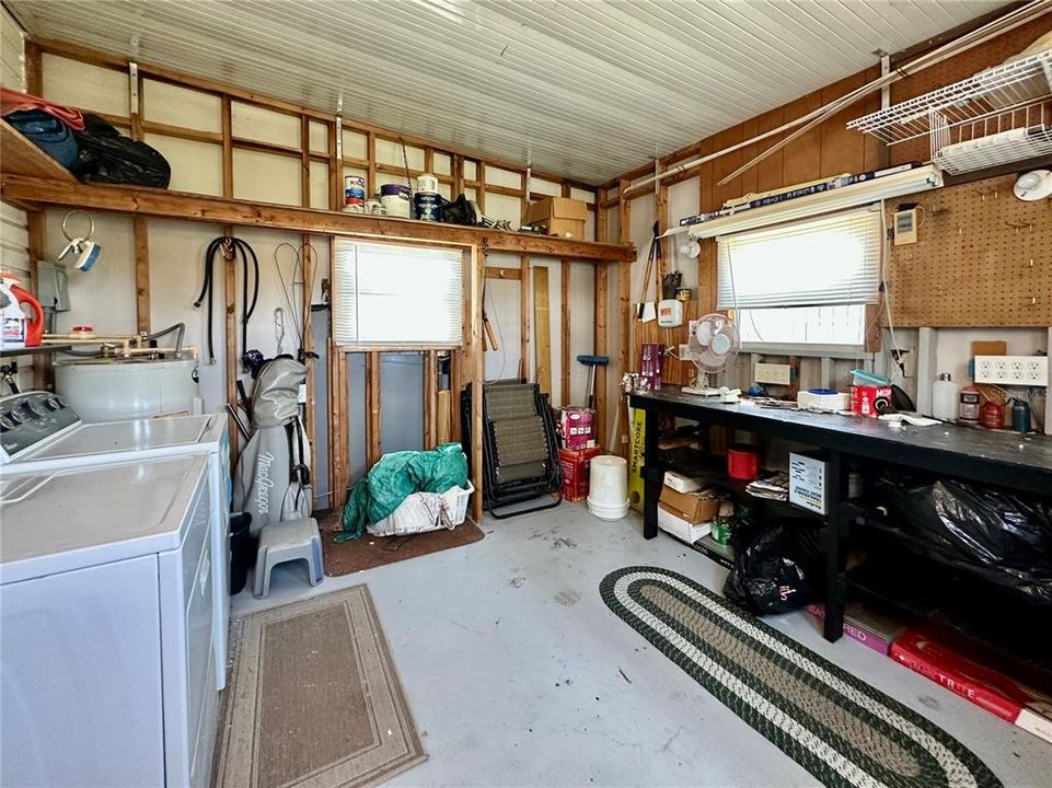 Activo con contrato: $214,900 (2 camas, 2 baños, 1562 Pies cuadrados)