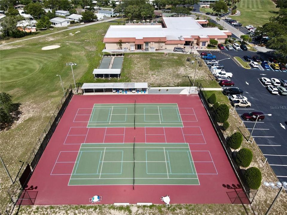 Activo con contrato: $214,900 (2 camas, 2 baños, 1562 Pies cuadrados)