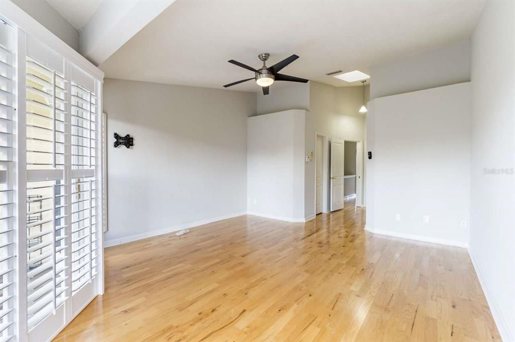 待售: $520,000 (3 贝兹, 3 浴室, 1834 平方英尺)