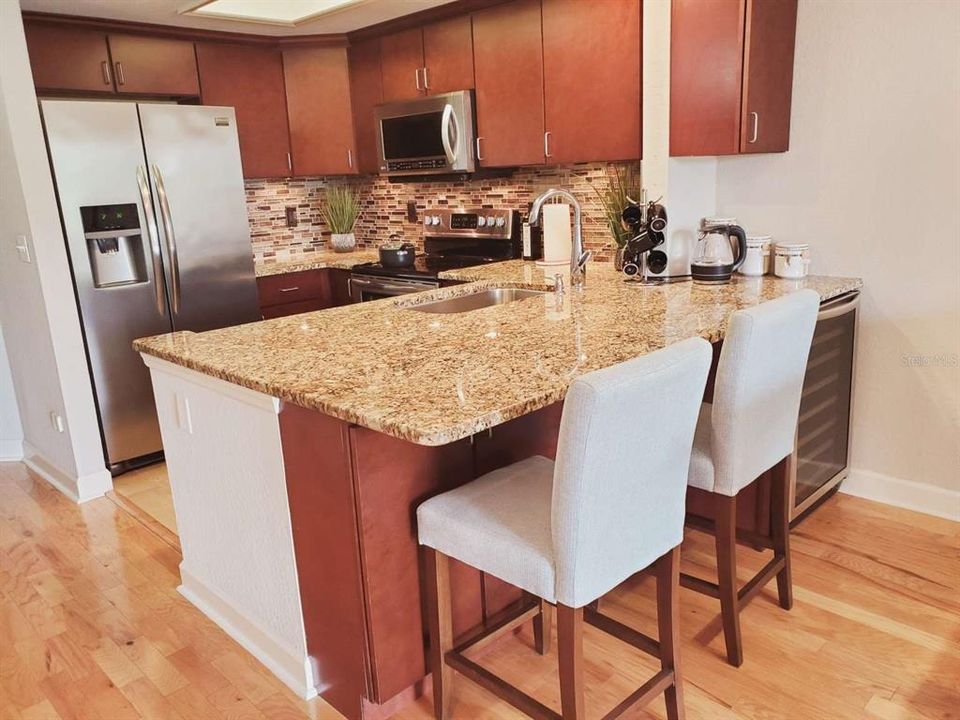 待售: $520,000 (3 贝兹, 3 浴室, 1834 平方英尺)