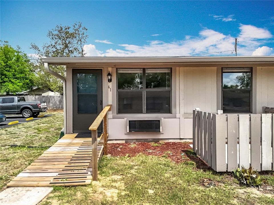 For Rent: $1,075 (1 beds, 1 baths, 576 Square Feet)