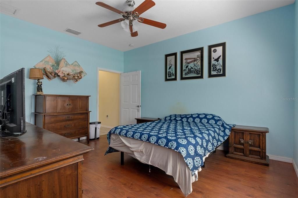 На продажу: $589,000 (5 спален, 3 ванн, 3107 Квадратных фут)