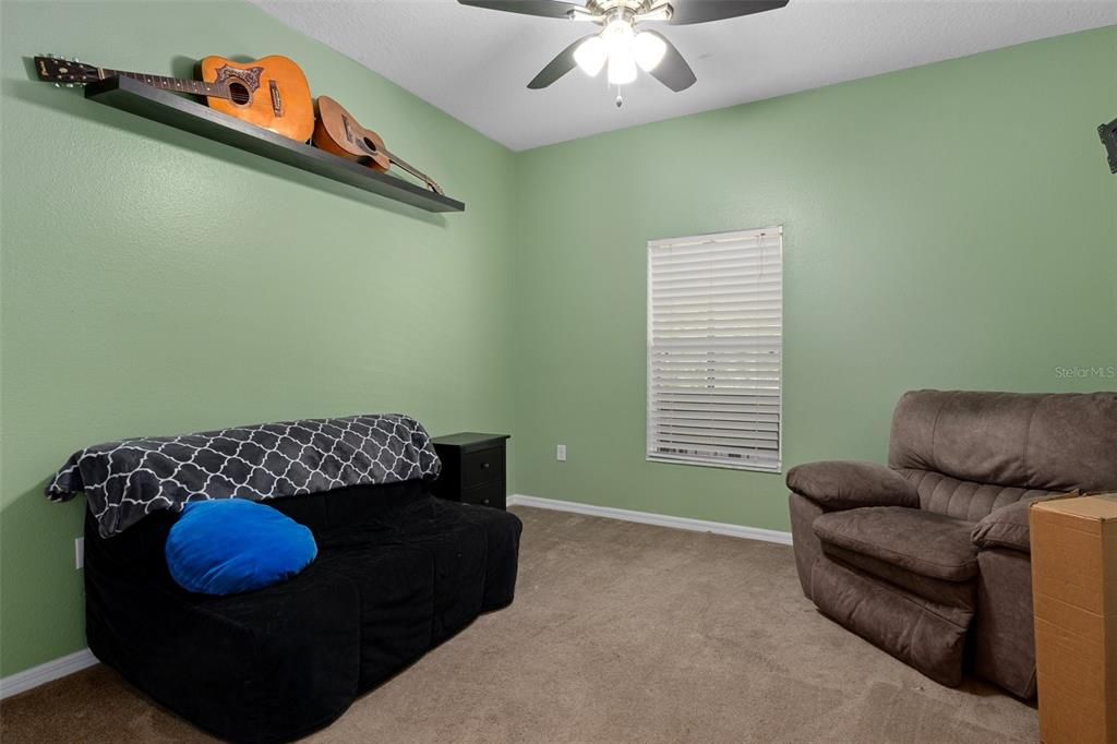 На продажу: $589,000 (5 спален, 3 ванн, 3107 Квадратных фут)