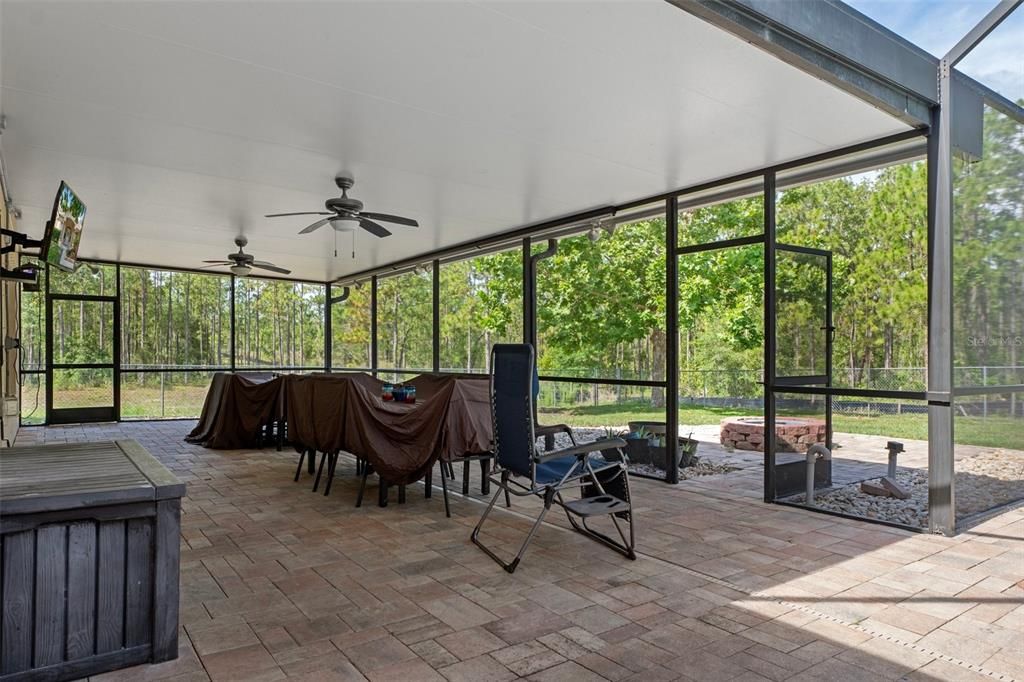 На продажу: $589,000 (5 спален, 3 ванн, 3107 Квадратных фут)