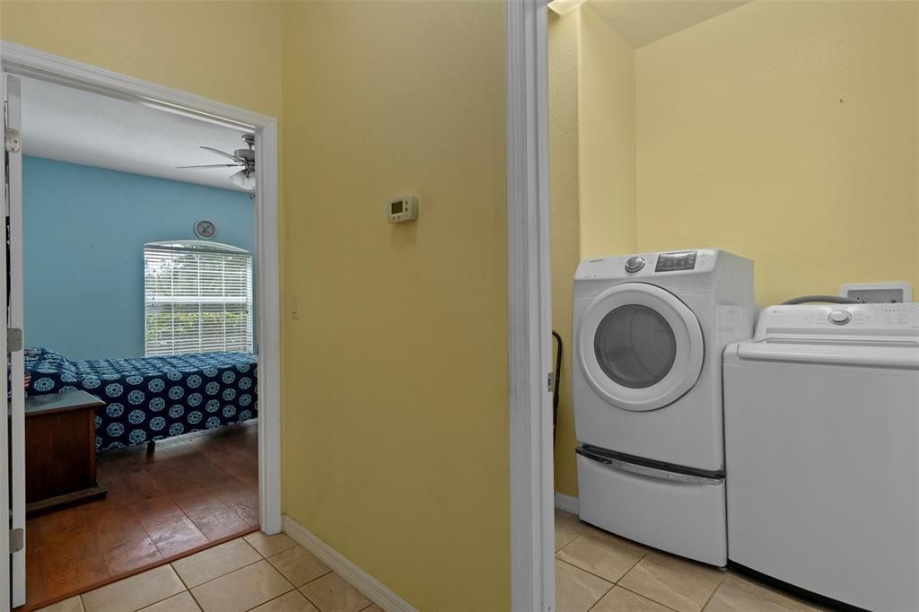 На продажу: $589,000 (5 спален, 3 ванн, 3107 Квадратных фут)