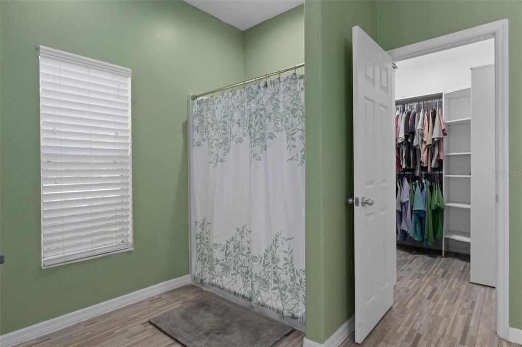 На продажу: $589,000 (5 спален, 3 ванн, 3107 Квадратных фут)