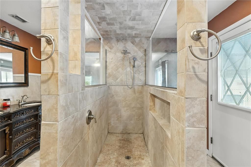 待售: $499,900 (4 贝兹, 3 浴室, 2940 平方英尺)