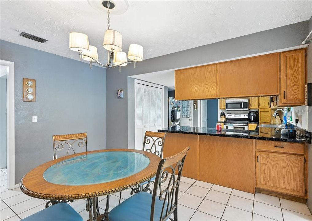 待售: $499,900 (4 贝兹, 3 浴室, 2940 平方英尺)