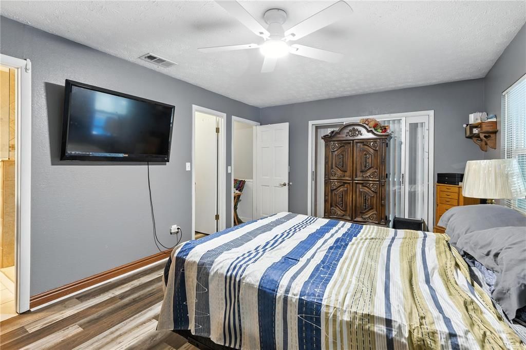 待售: $499,900 (4 贝兹, 3 浴室, 2940 平方英尺)