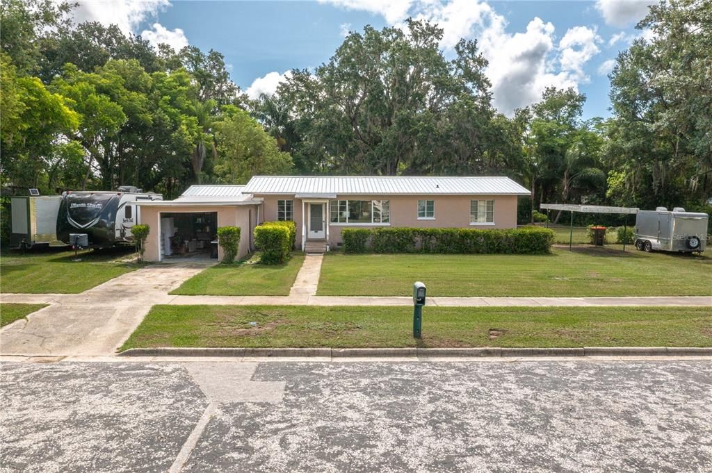 Под контрактом: $174,900 (3 спален, 2 ванн, 1514 Квадратных фут)