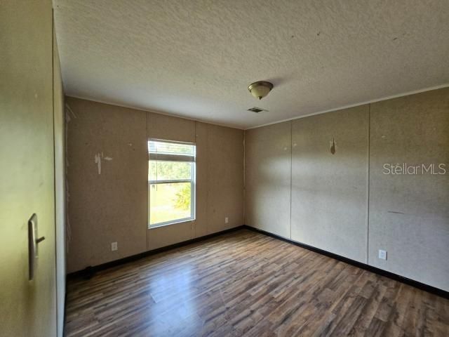 For Sale: $165,000 (4 beds, 2 baths, 2037 Square Feet)