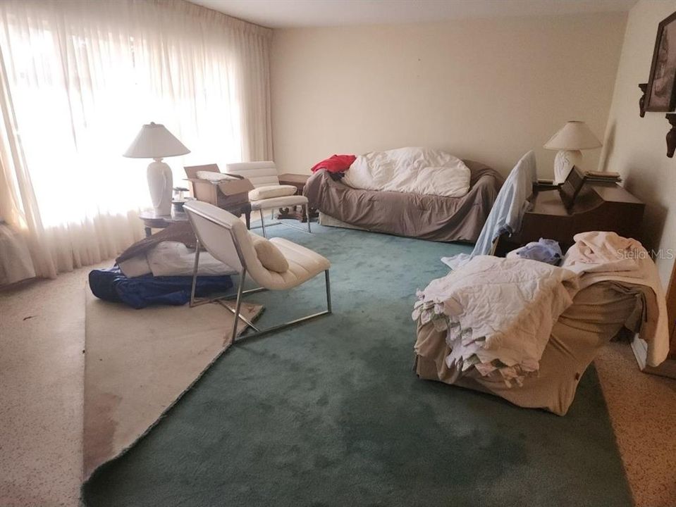 На продажу: $235,000 (2 спален, 2 ванн, 1047 Квадратных фут)