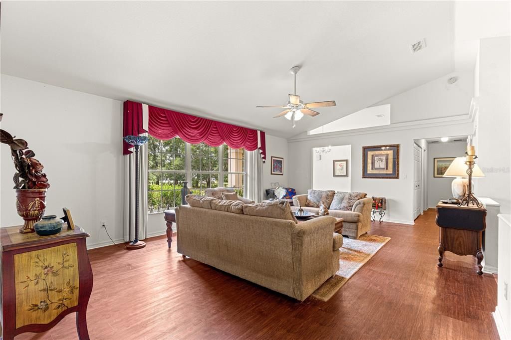 For Sale: $689,900 (3 beds, 3 baths, 2869 Square Feet)