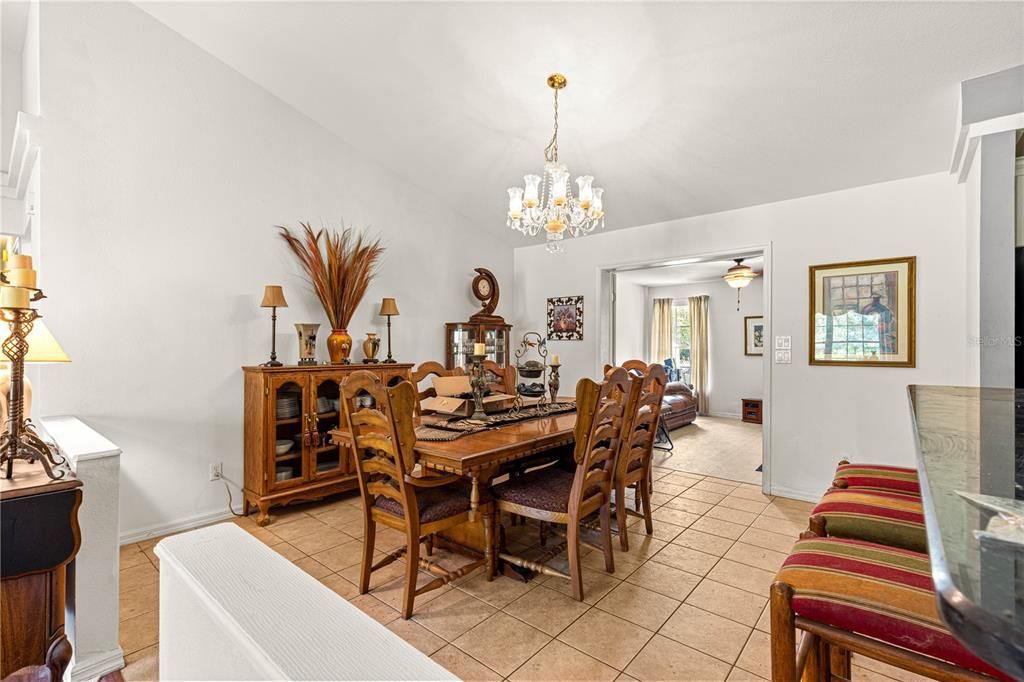 For Sale: $689,900 (3 beds, 3 baths, 2869 Square Feet)