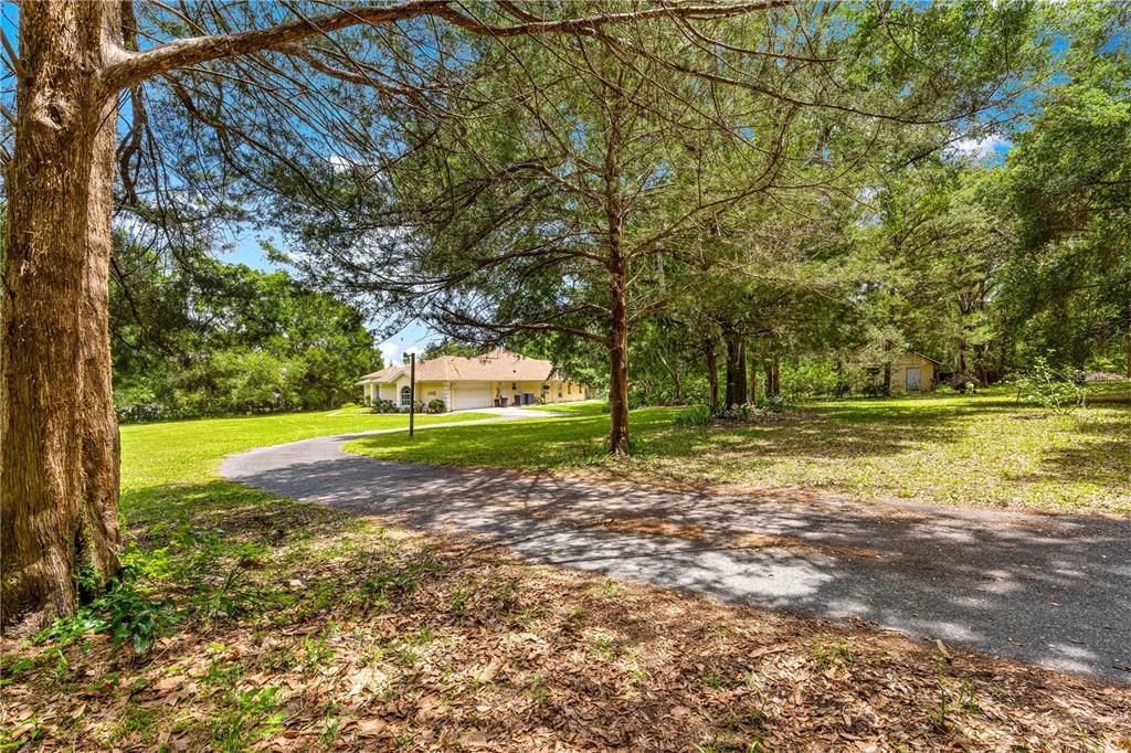 For Sale: $689,900 (3 beds, 3 baths, 2869 Square Feet)