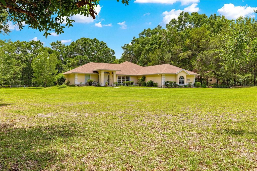 For Sale: $689,900 (3 beds, 3 baths, 2869 Square Feet)