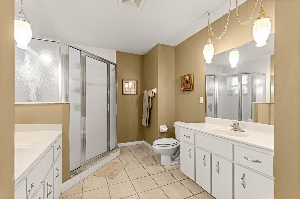 For Sale: $689,900 (3 beds, 3 baths, 2869 Square Feet)