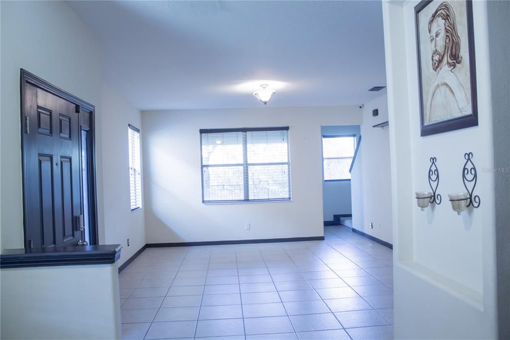 For Sale: $315,377 (3 beds, 2 baths, 1642 Square Feet)