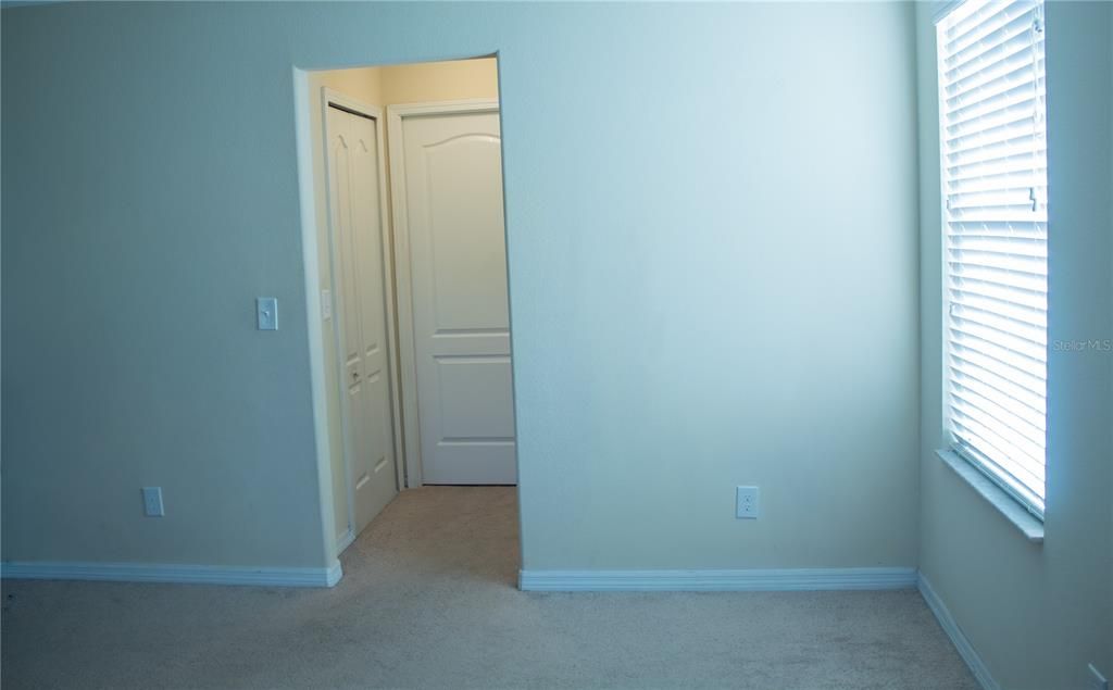 For Sale: $315,377 (3 beds, 2 baths, 1642 Square Feet)