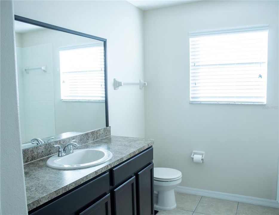 For Sale: $315,377 (3 beds, 2 baths, 1642 Square Feet)