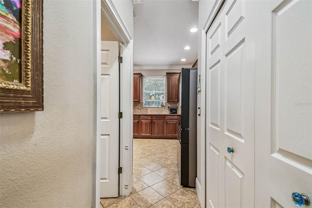 Под контрактом: $449,900 (4 спален, 3 ванн, 2880 Квадратных фут)