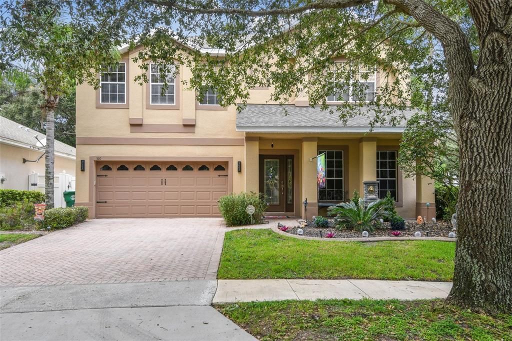 Под контрактом: $449,900 (4 спален, 3 ванн, 2880 Квадратных фут)