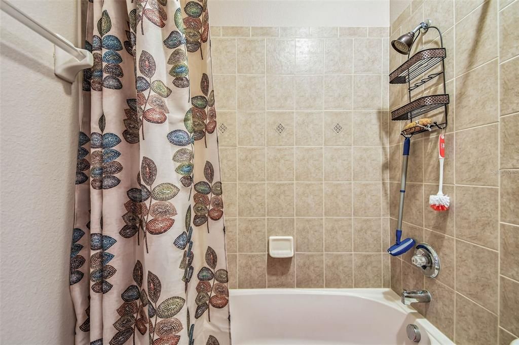 Под контрактом: $449,900 (4 спален, 3 ванн, 2880 Квадратных фут)