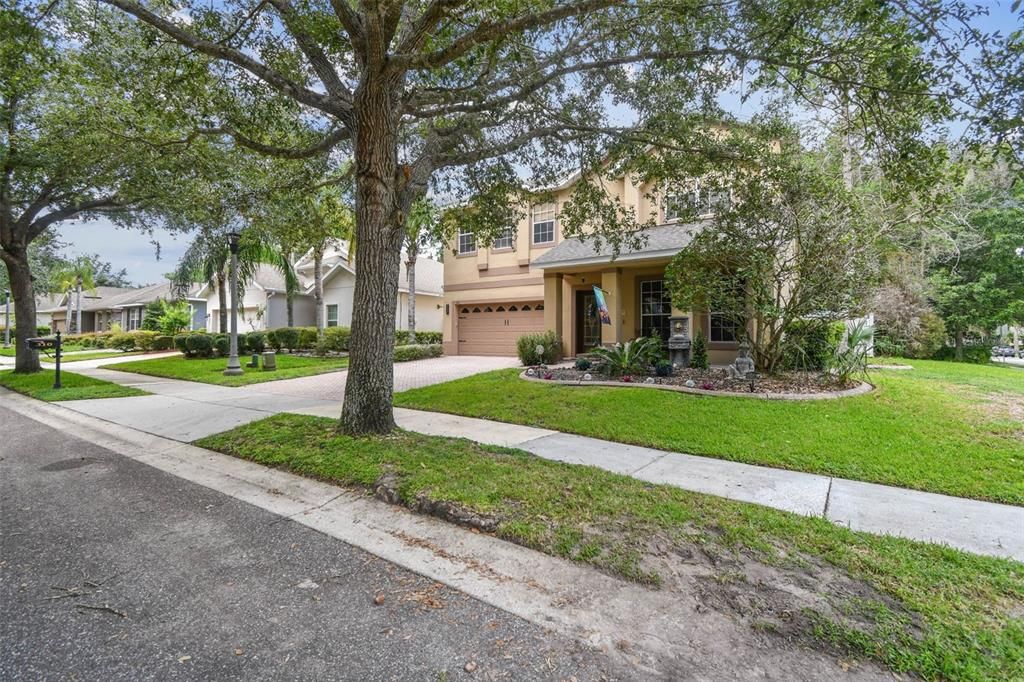 Под контрактом: $449,900 (4 спален, 3 ванн, 2880 Квадратных фут)