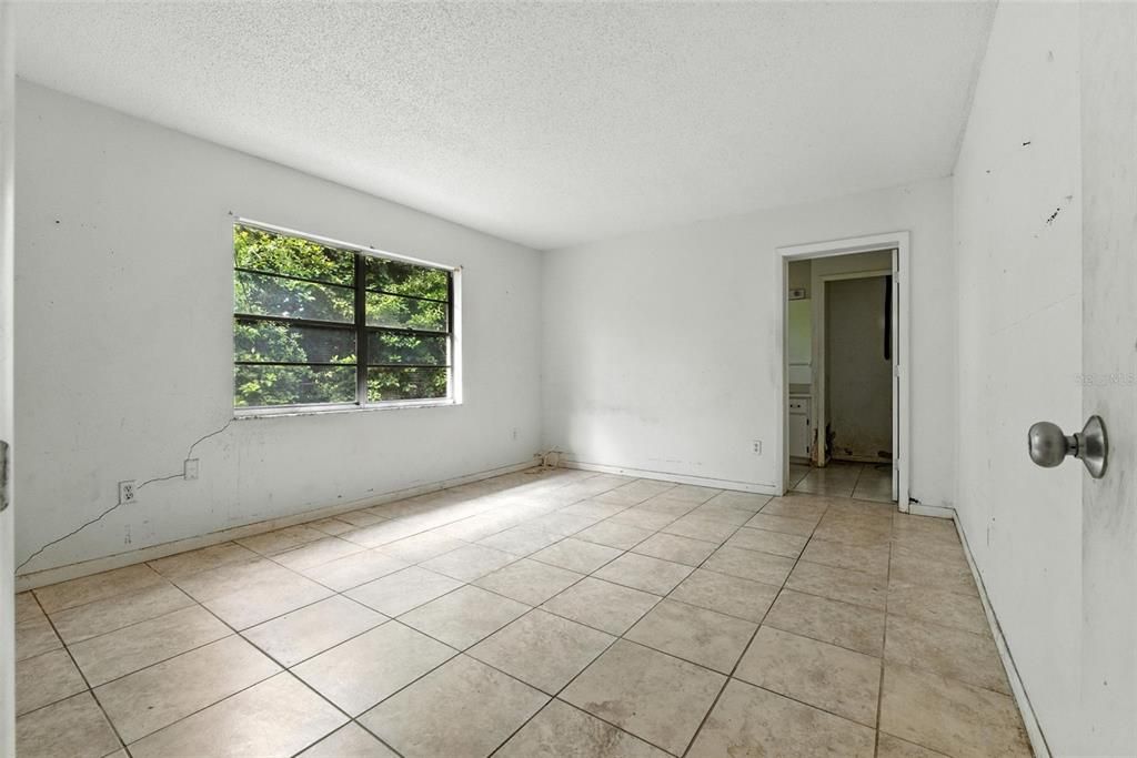 待售: $189,900 (3 贝兹, 3 浴室, 1572 平方英尺)