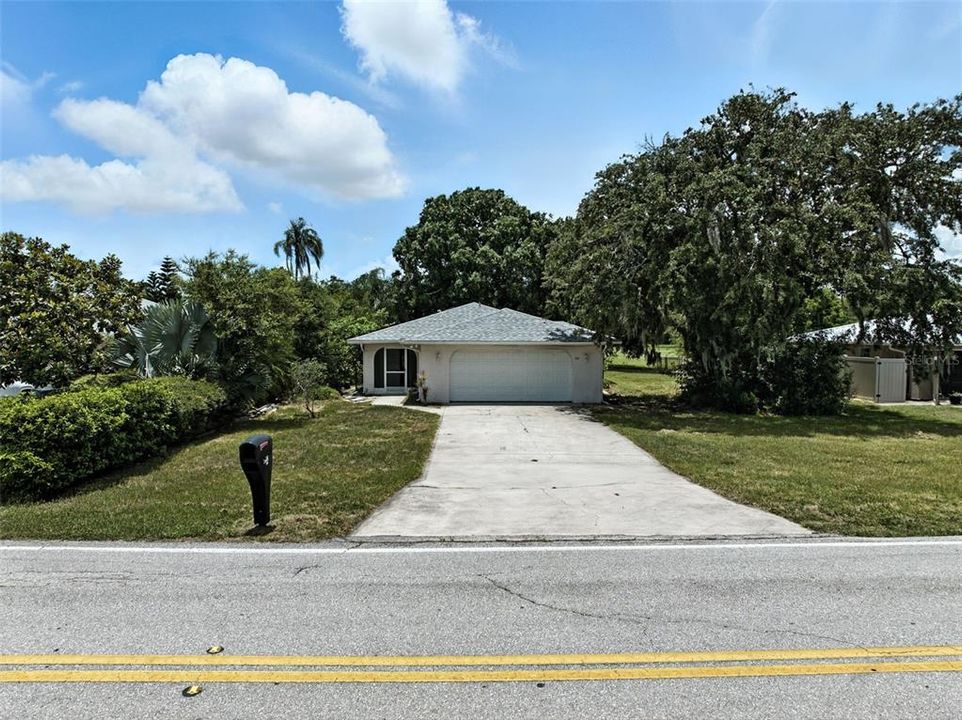 待售: $189,900 (3 贝兹, 3 浴室, 1572 平方英尺)