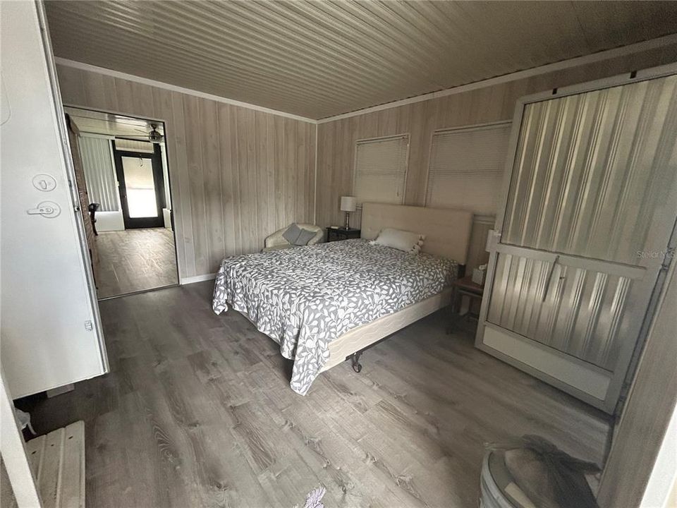 待售: $109,000 (2 贝兹, 1 浴室, 875 平方英尺)